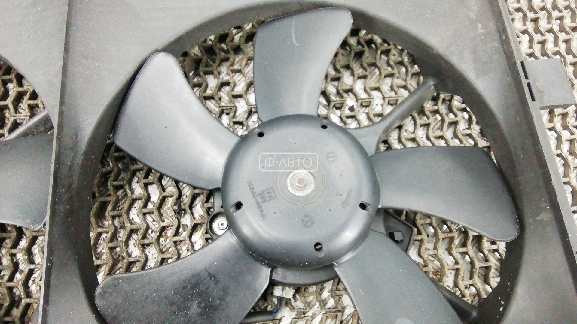 Вентилятор радиатора основного Citroen C-Crosser купить в России