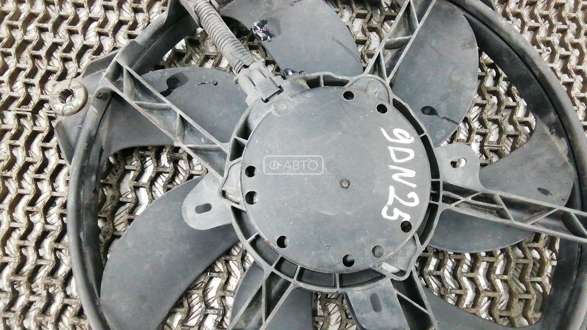 Вентилятор радиатора основного Renault Fluence купить в Беларуси