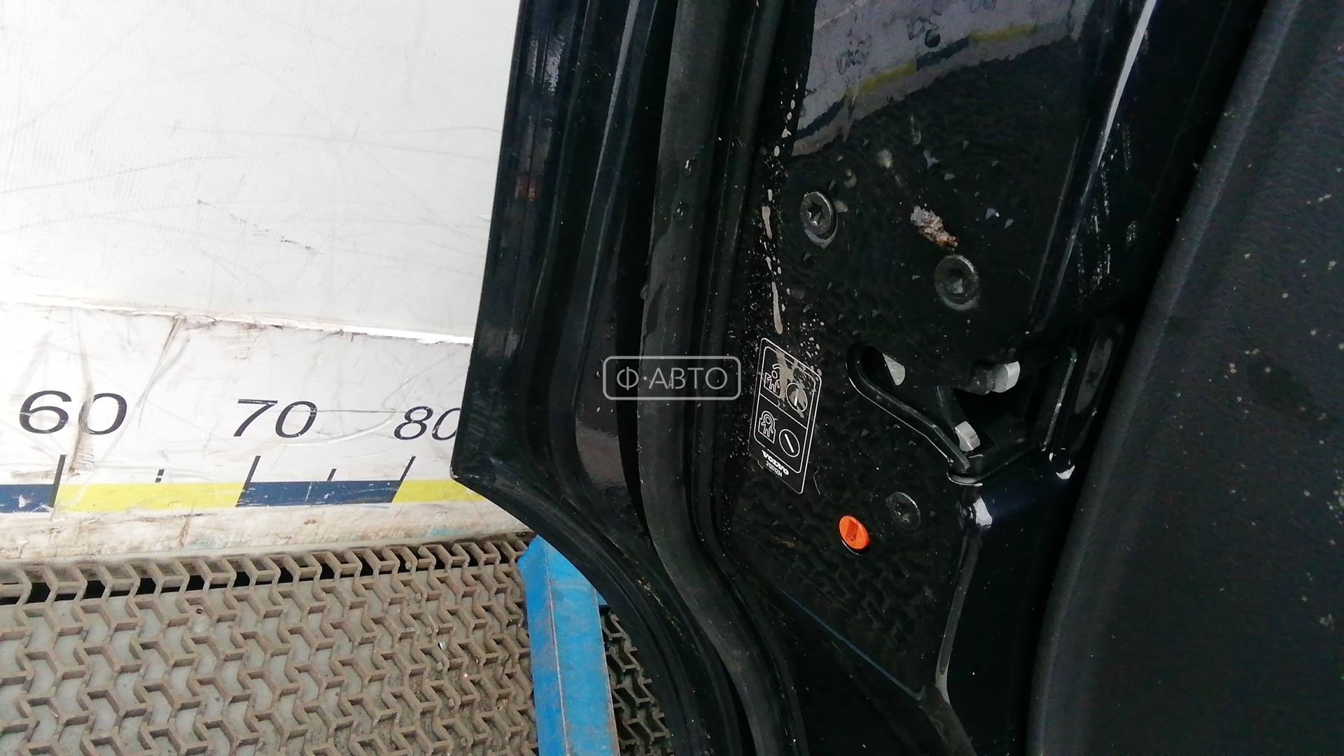 Дверь задняя левая Volvo XC90 1 купить в Беларуси