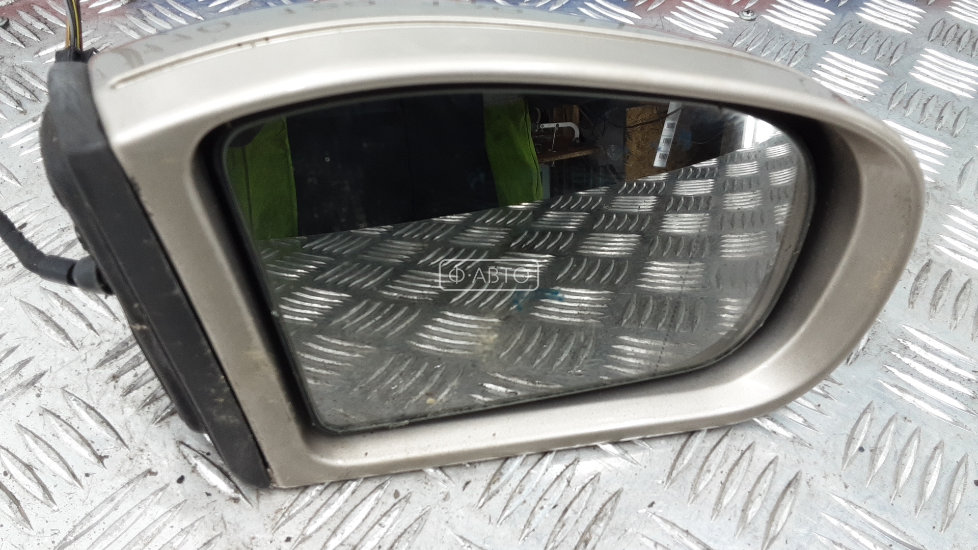 Зеркало боковое правое Mercedes C-Class (W204) купить в Беларуси