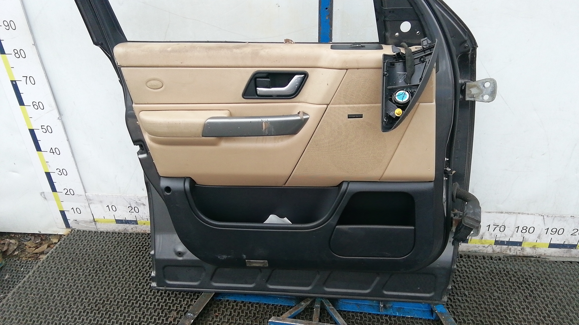 Дверь передняя левая Land Rover Range Rover Sport 1 купить в Беларуси