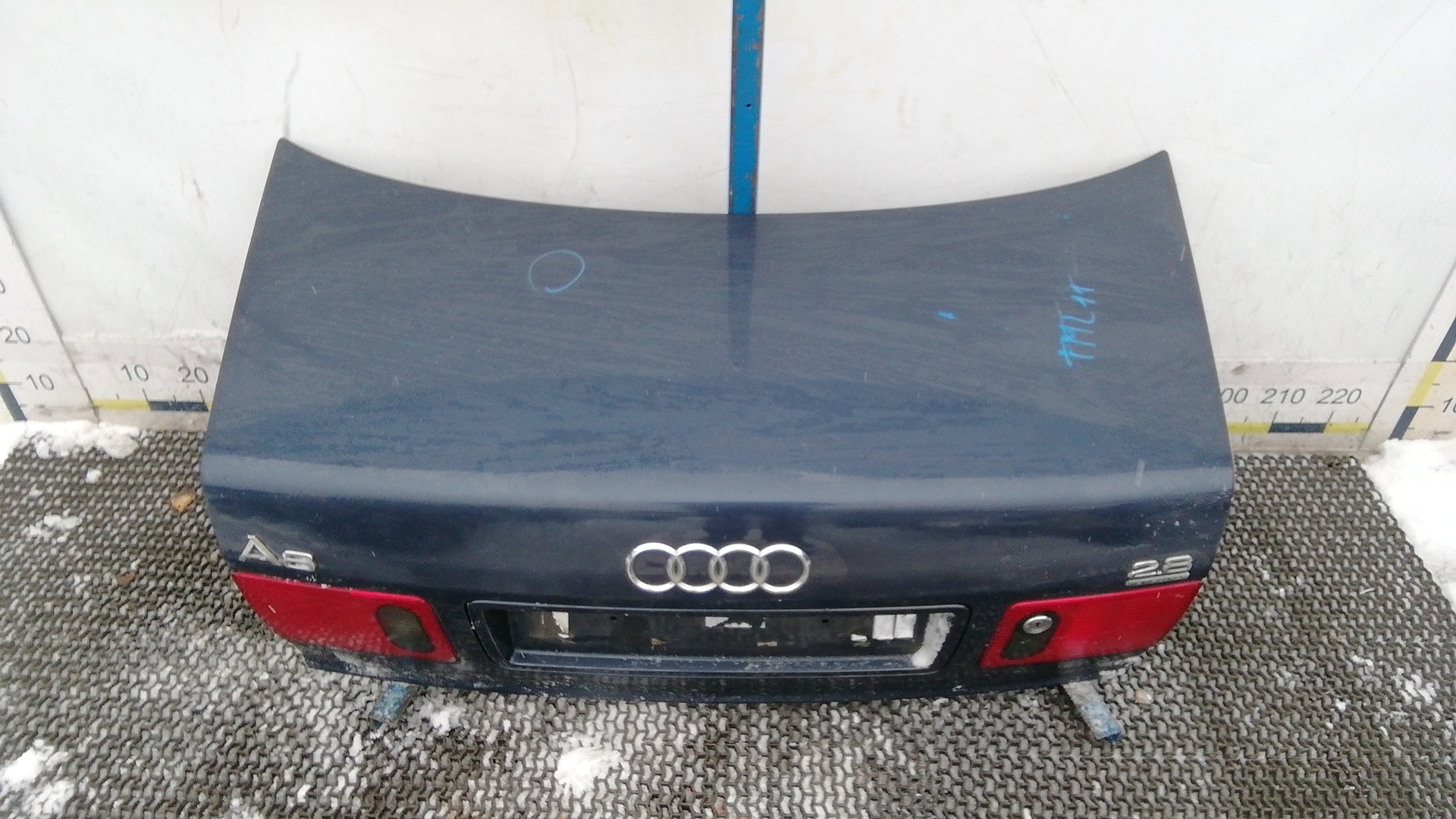 Крышка багажника - Audi A8 D2 (1994-2002)