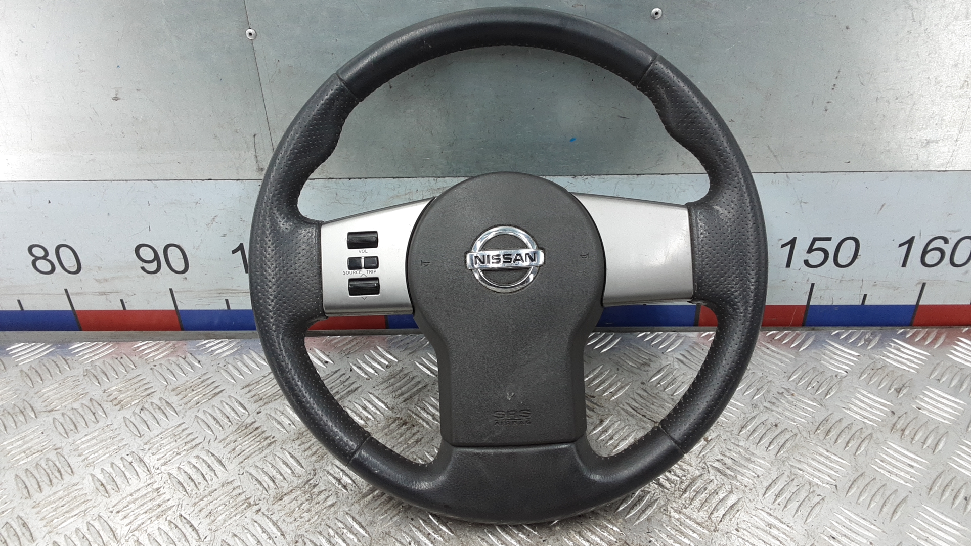 Руль - Nissan Pathfinder (2004-2009)