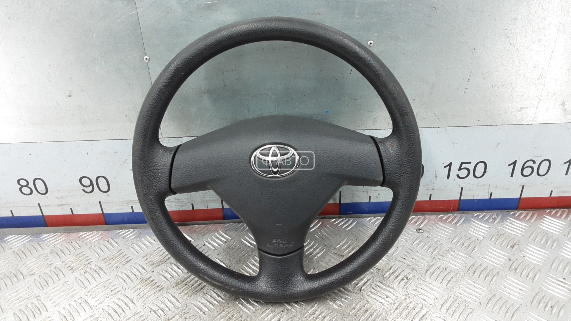 Руль - Toyota Corolla Verso (2001-2009)