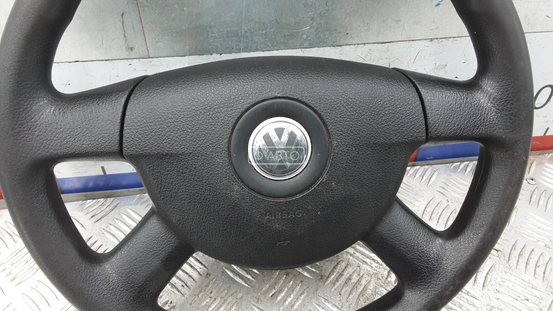 Руль Volkswagen Passat 6 купить в России