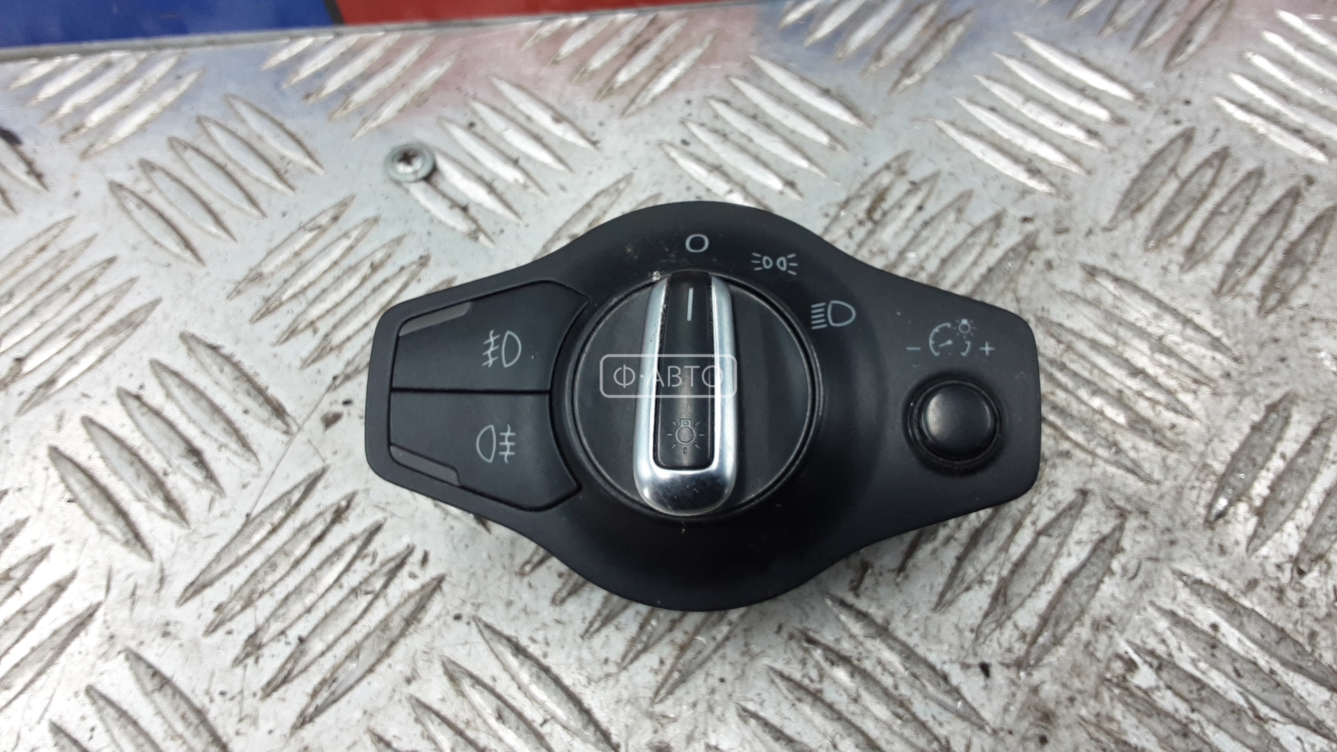 Переключатель света - Audi A5 8T (2007-2016)