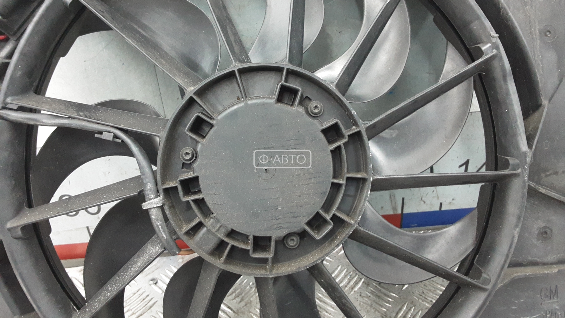 Вентилятор радиатора основного Chevrolet Trax 2 купить в Беларуси