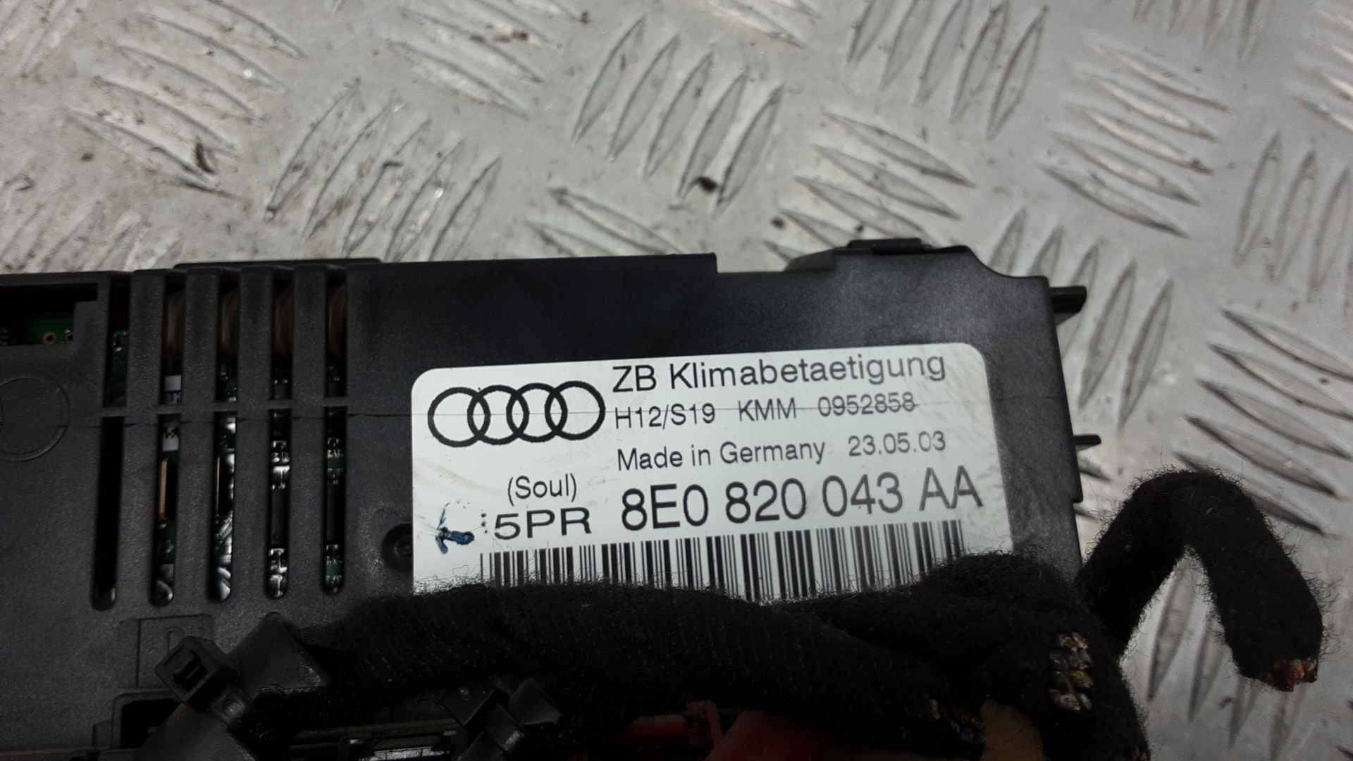 Переключатель отопителя (печки) Audi A4 B8 купить в России