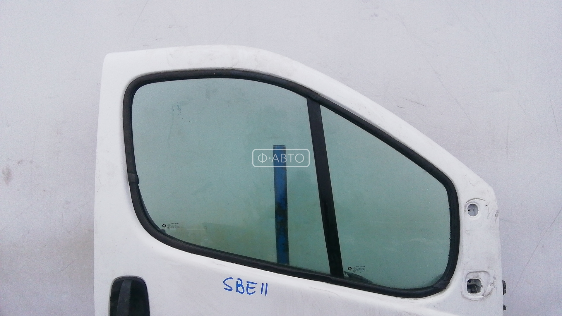 Дверь передняя правая Opel Vivaro A купить в Беларуси