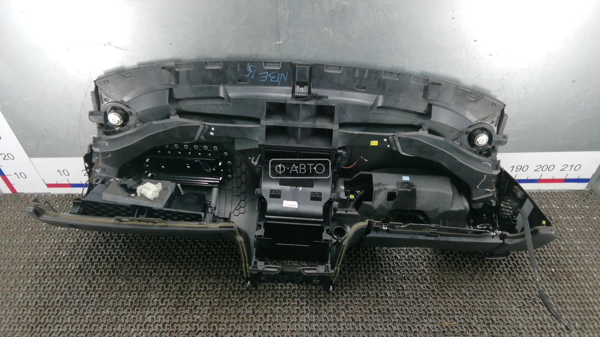 Торпедо (панель передняя) Audi Q7 4L купить в Беларуси