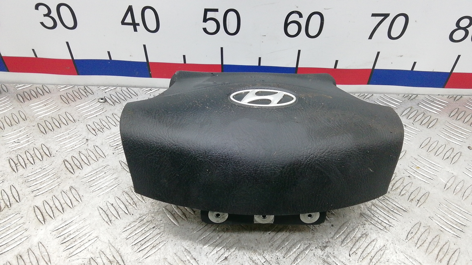 Подушка безопасности в рулевое колесо Hyundai Trajet купить в Беларуси