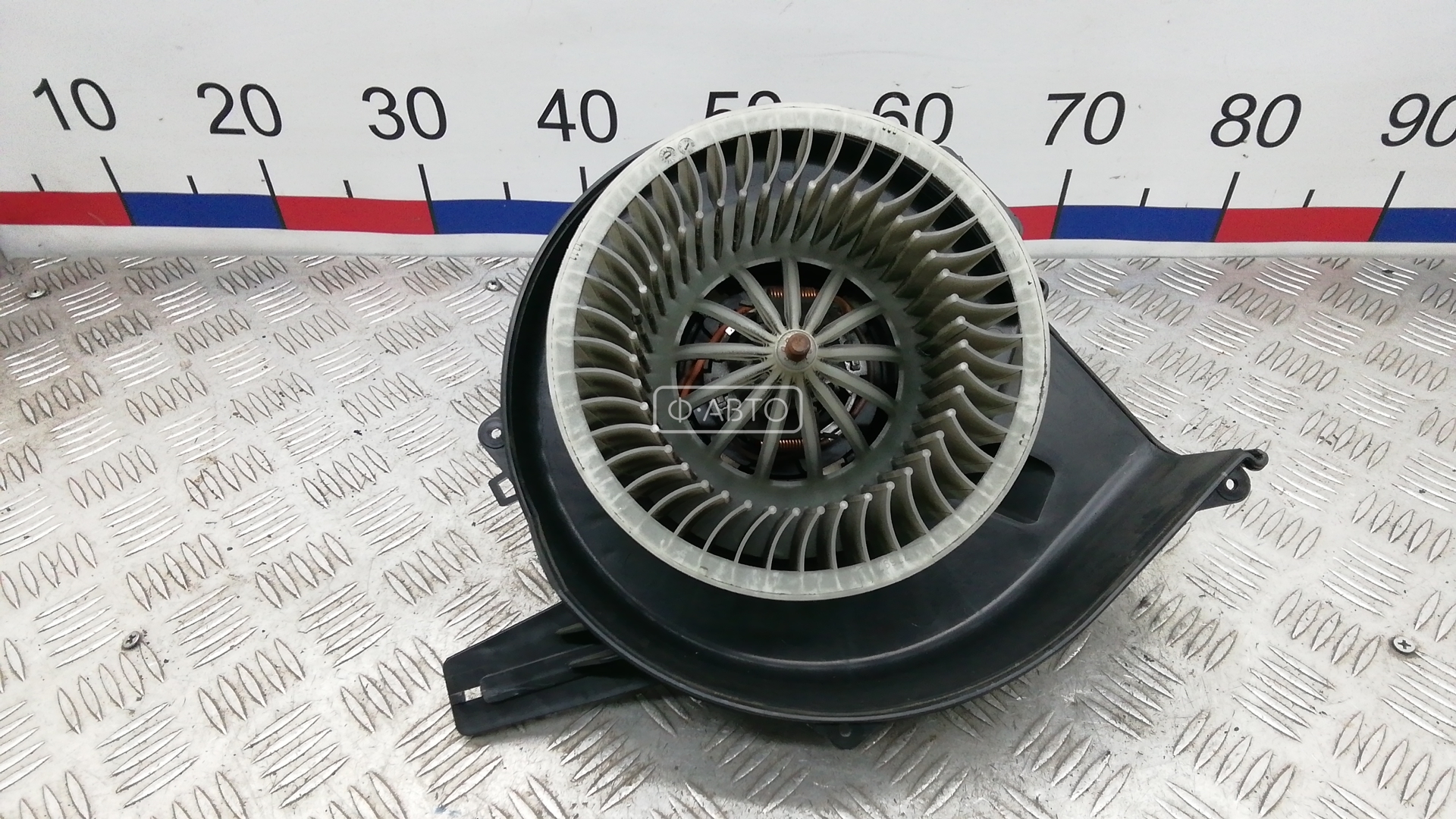 Моторчик печки (вентилятор отопителя) Volkswagen Polo 4 купить в Беларуси