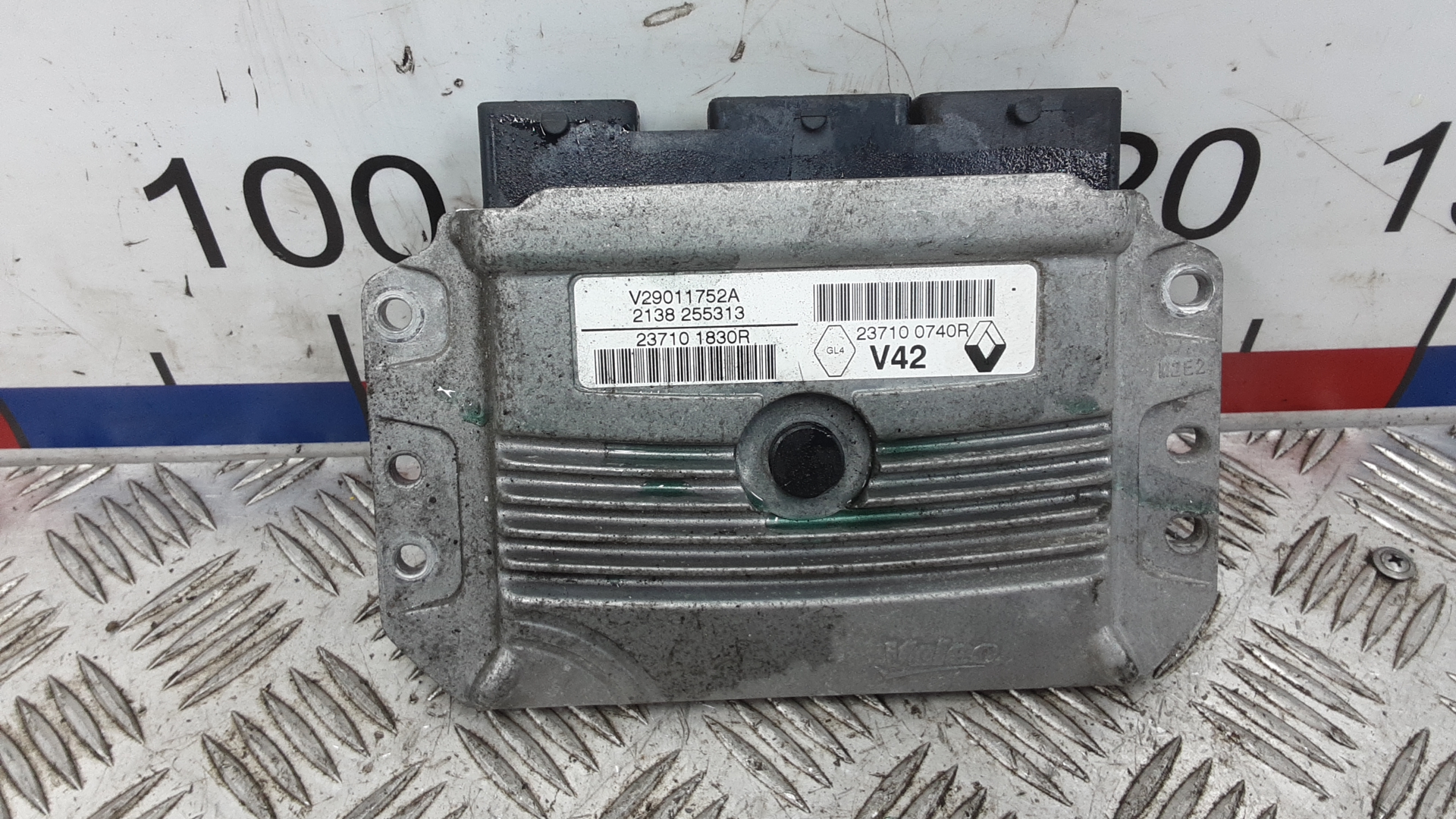 Блок управления двигателем к Dacia Duster, 2013, купить | DT-ZAD04PF01. Фото #1