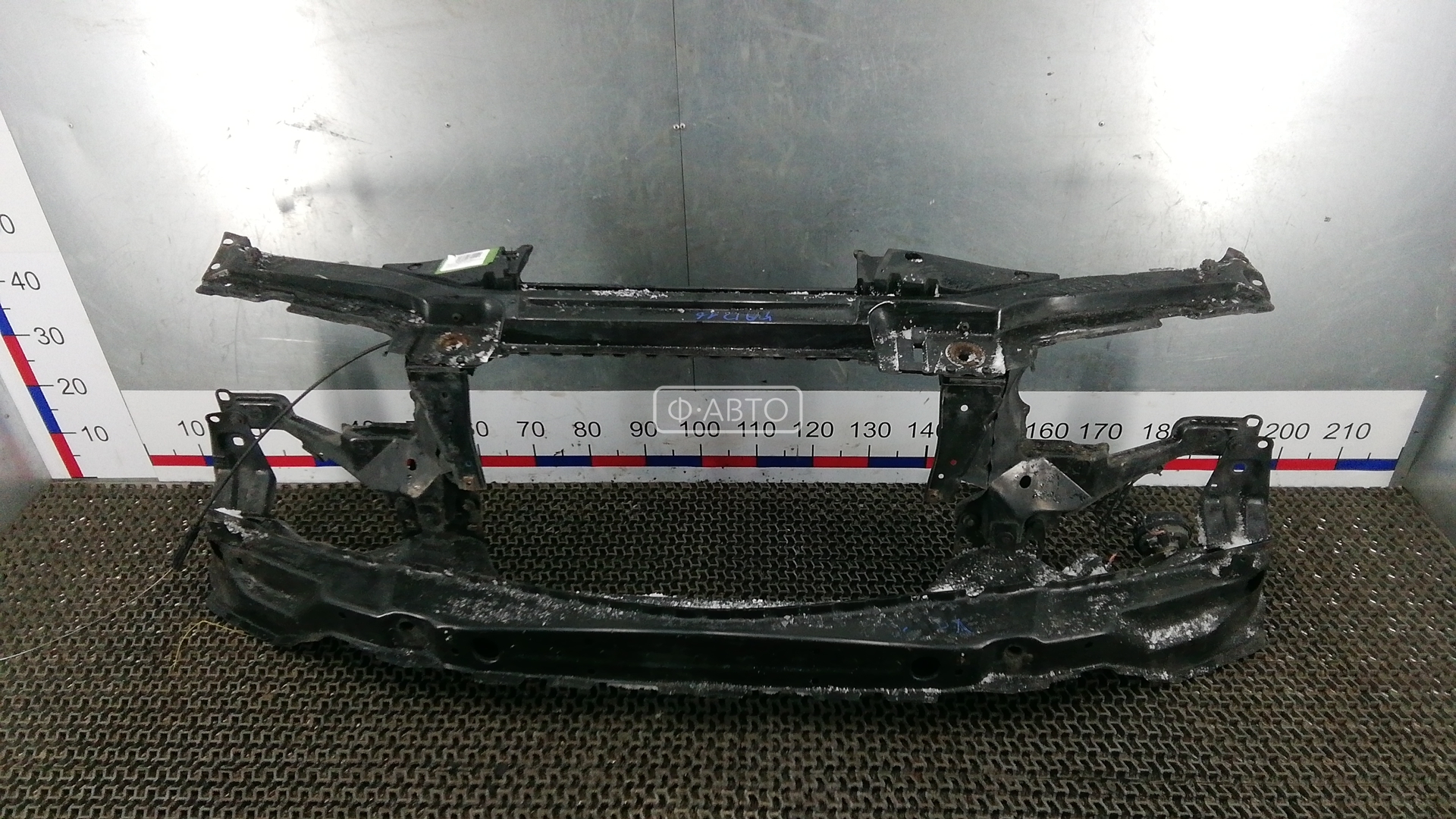 Передняя панель крепления облицовки (телевизор) BMW X5