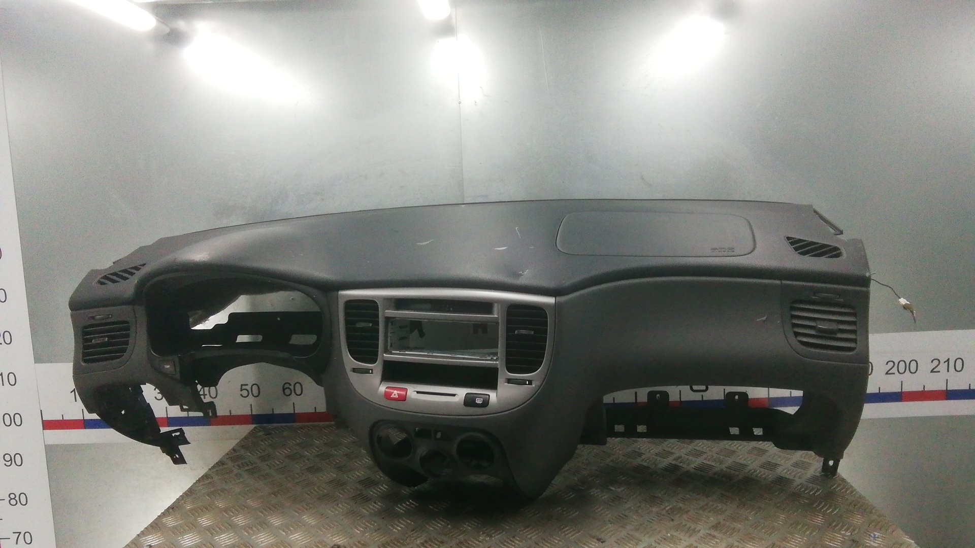 Торпедо (панель передняя) Kia Rio 2 (JB) купить в Беларуси