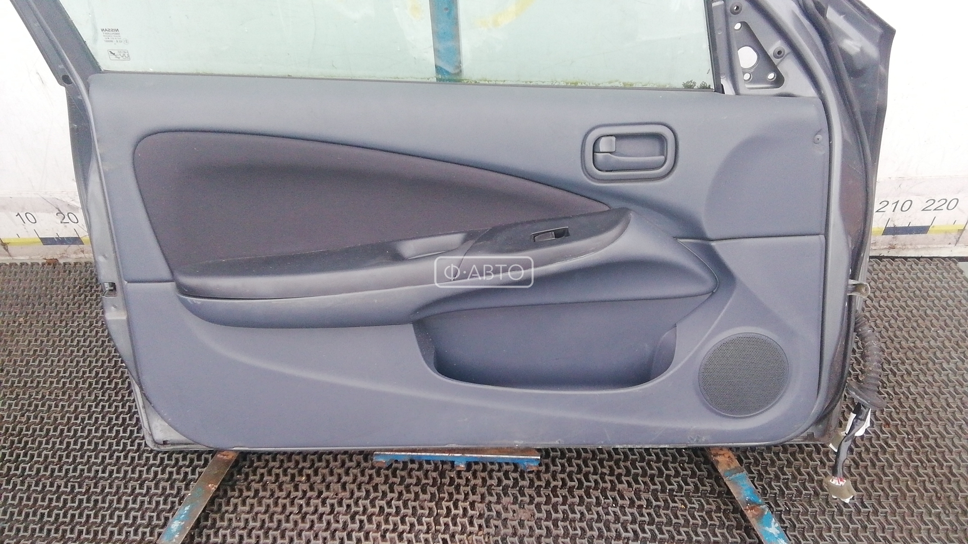 Дверь передняя левая Nissan Almera N16 купить в России