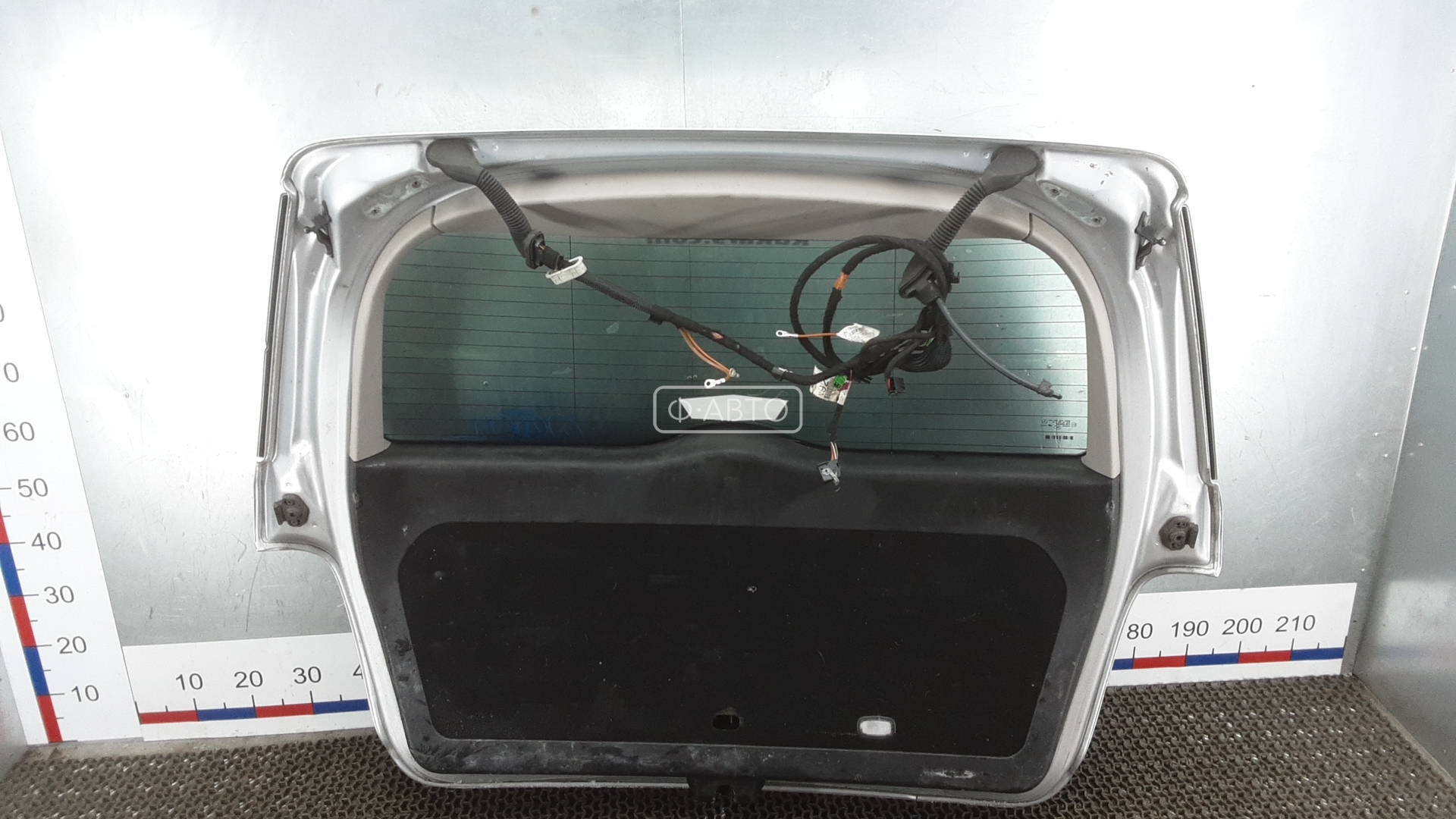 Крышка (дверь) багажника Mercedes ML-Class (W164) купить в Беларуси