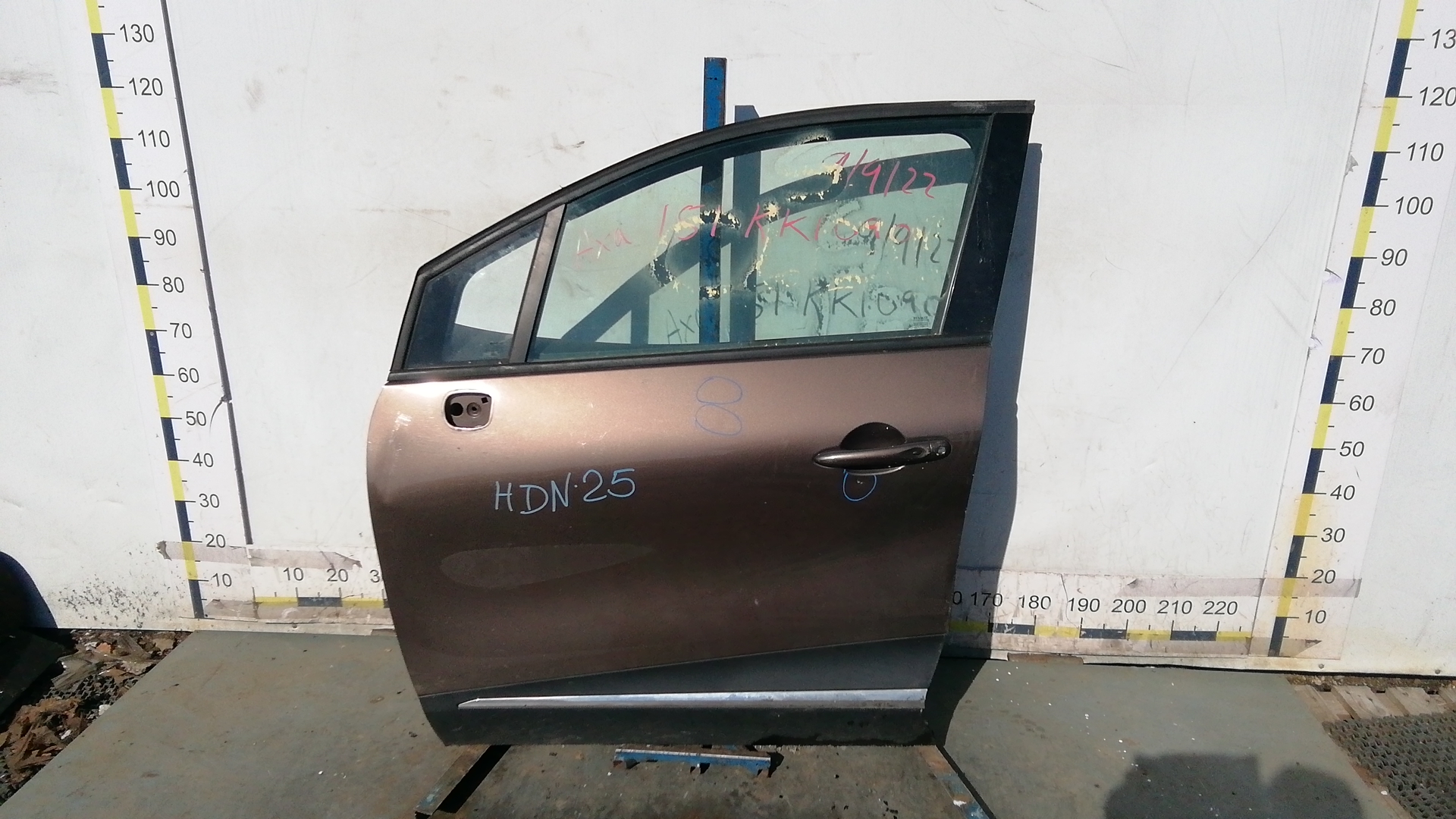 Дверь боковая - Renault Captur (2013-2017)