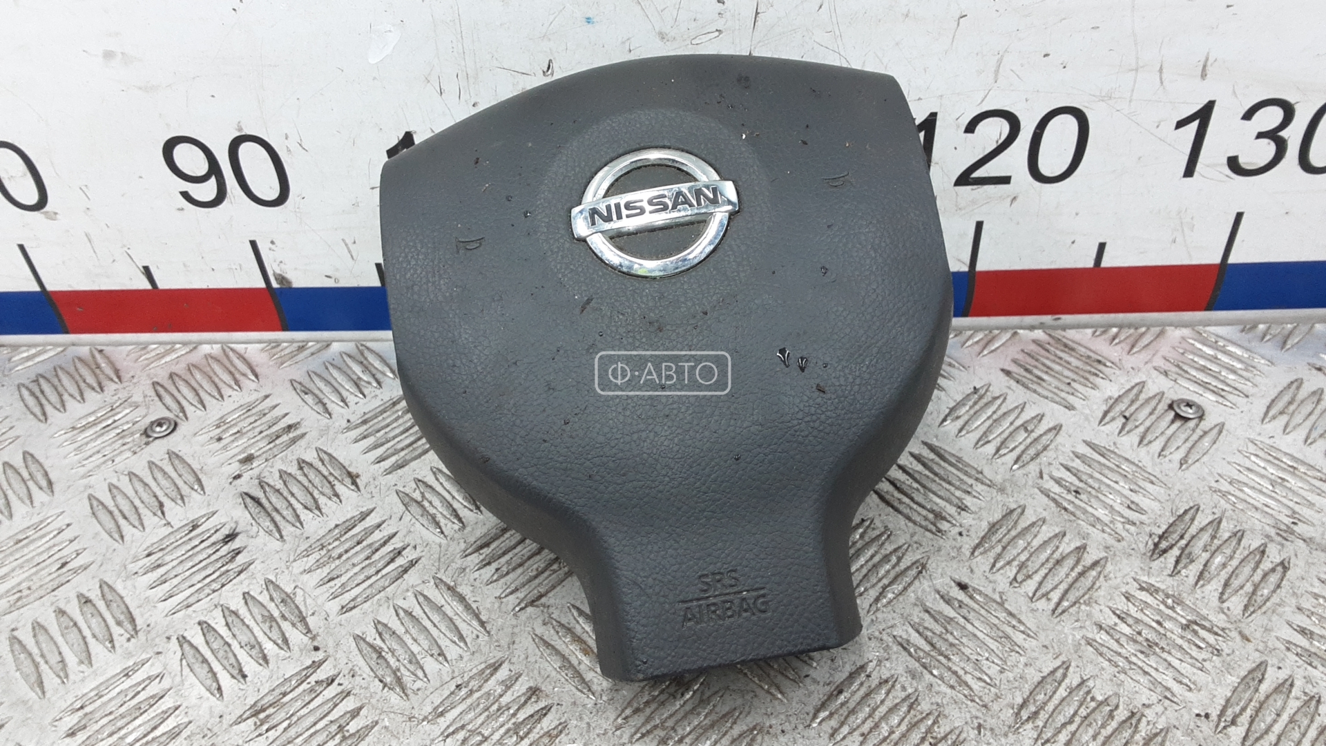 Подушка безопасности (Airbag) водителя - Nissan Note E11 (2006-2013)