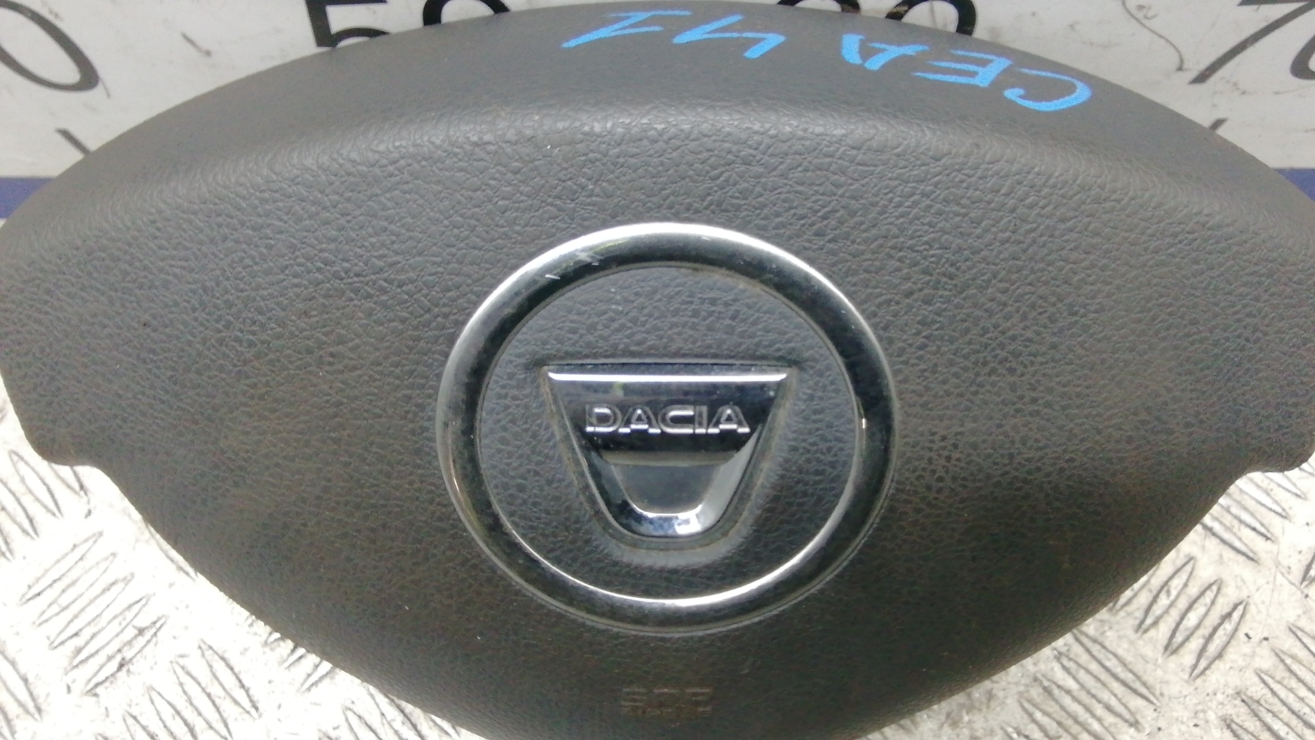 Подушка безопасности в рулевое колесо Dacia Sandero 1 купить в России
