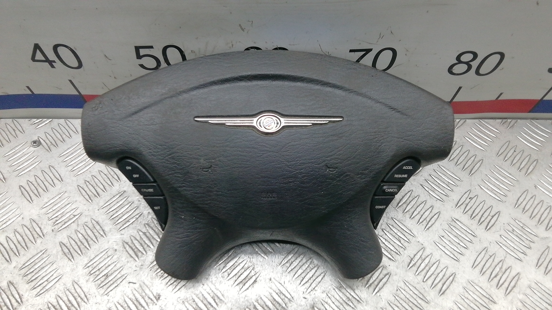 Подушка безопасности (Airbag) водителя - Chrysler Voyager (2001-2007)