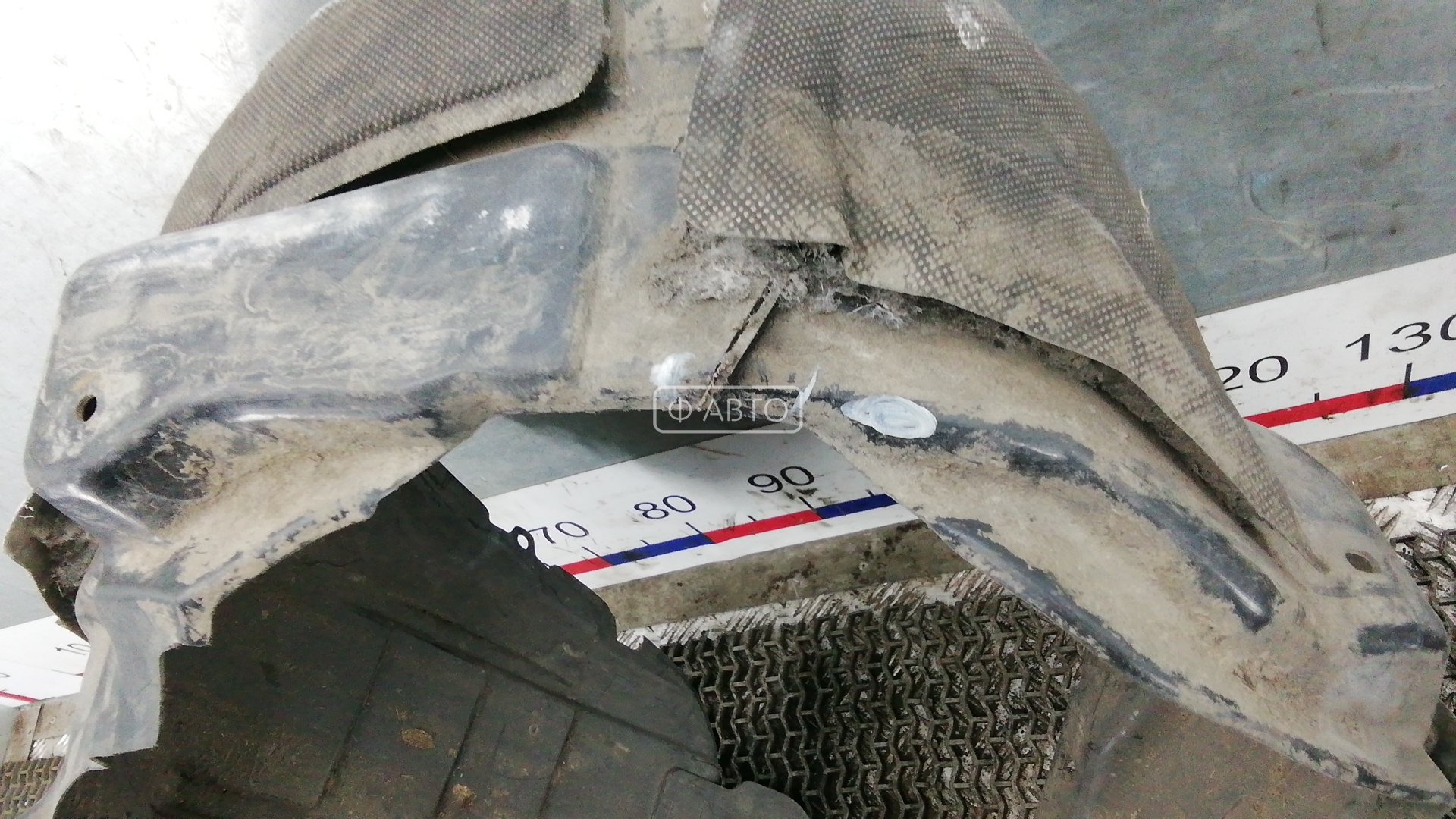 Подкрылок (защита крыла) передний правый Mitsubishi Outlander 2 купить в Беларуси