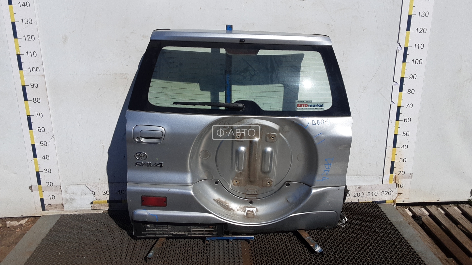 Крышка багажника - Toyota RAV 4 CA20 (2000-2005)