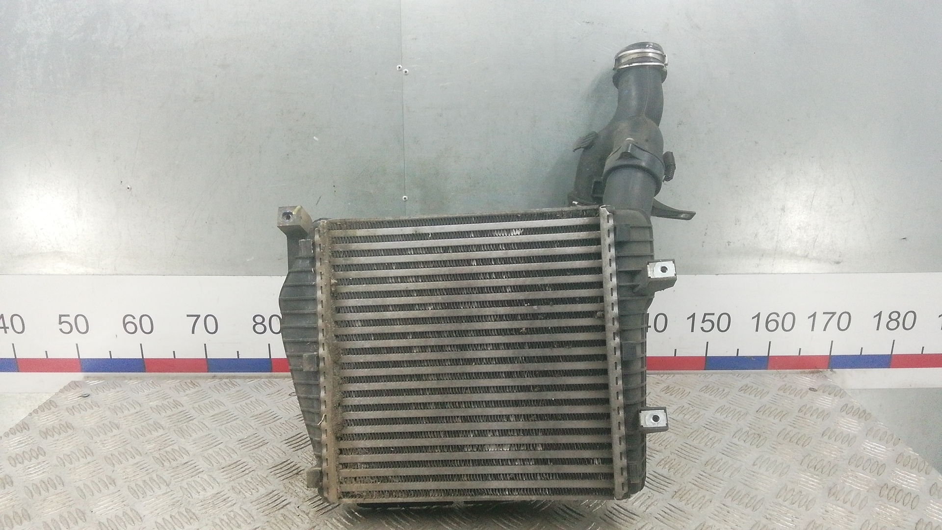 Радиатор интеркулера - Volkswagen Touareg (2002-2010)