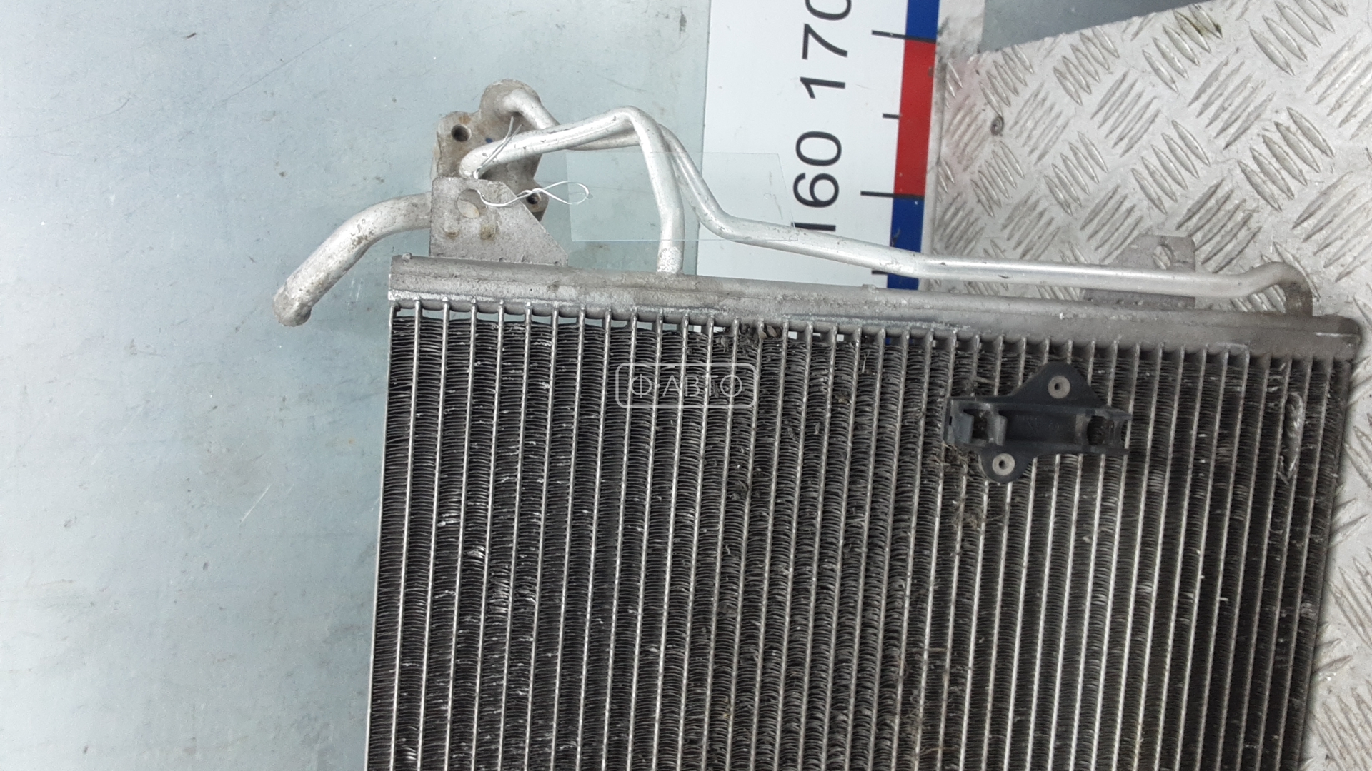 Радиатор кондиционера Volkswagen Touareg 1 купить в Беларуси