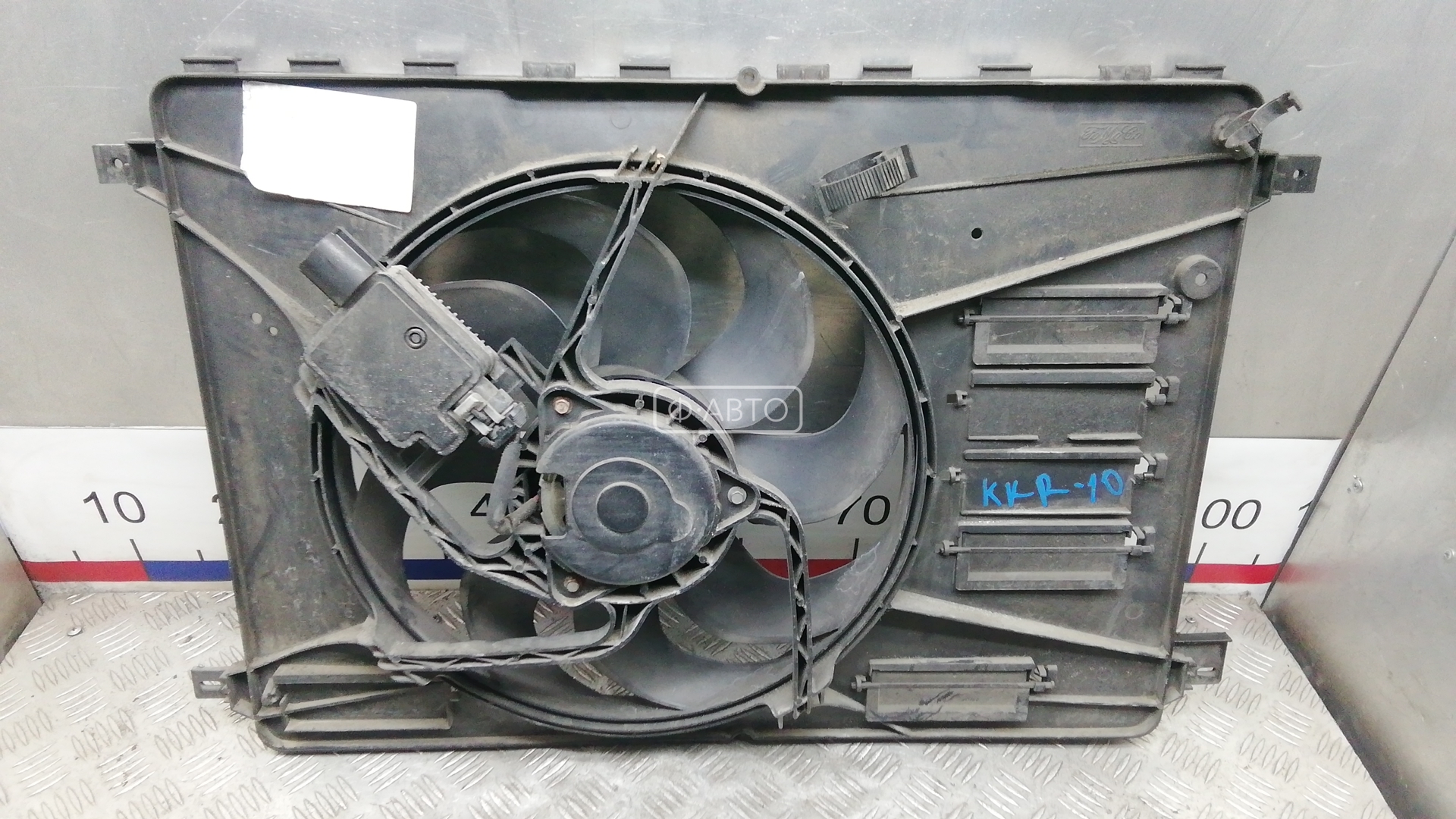 Вентилятор радиатора основного Ford Kuga 1 купить в России