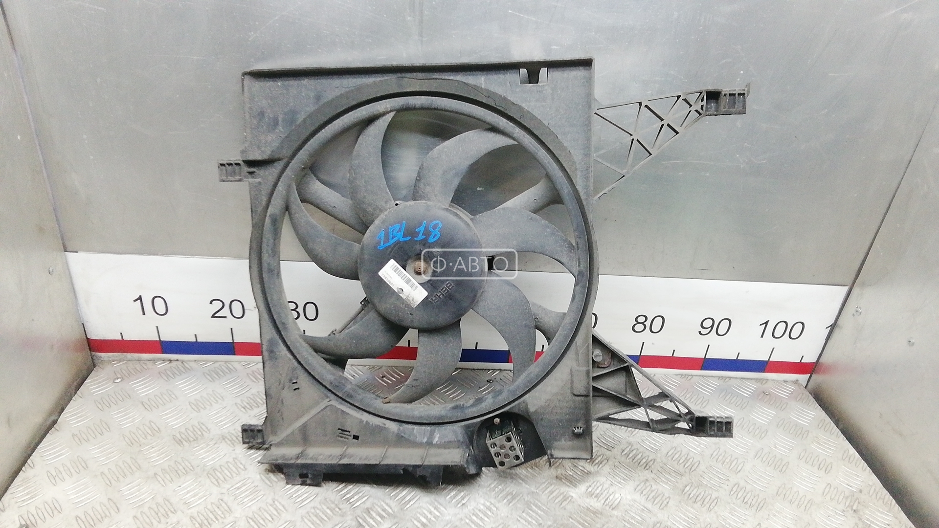 Вентилятор радиатора основного Nissan NV200 купить в России