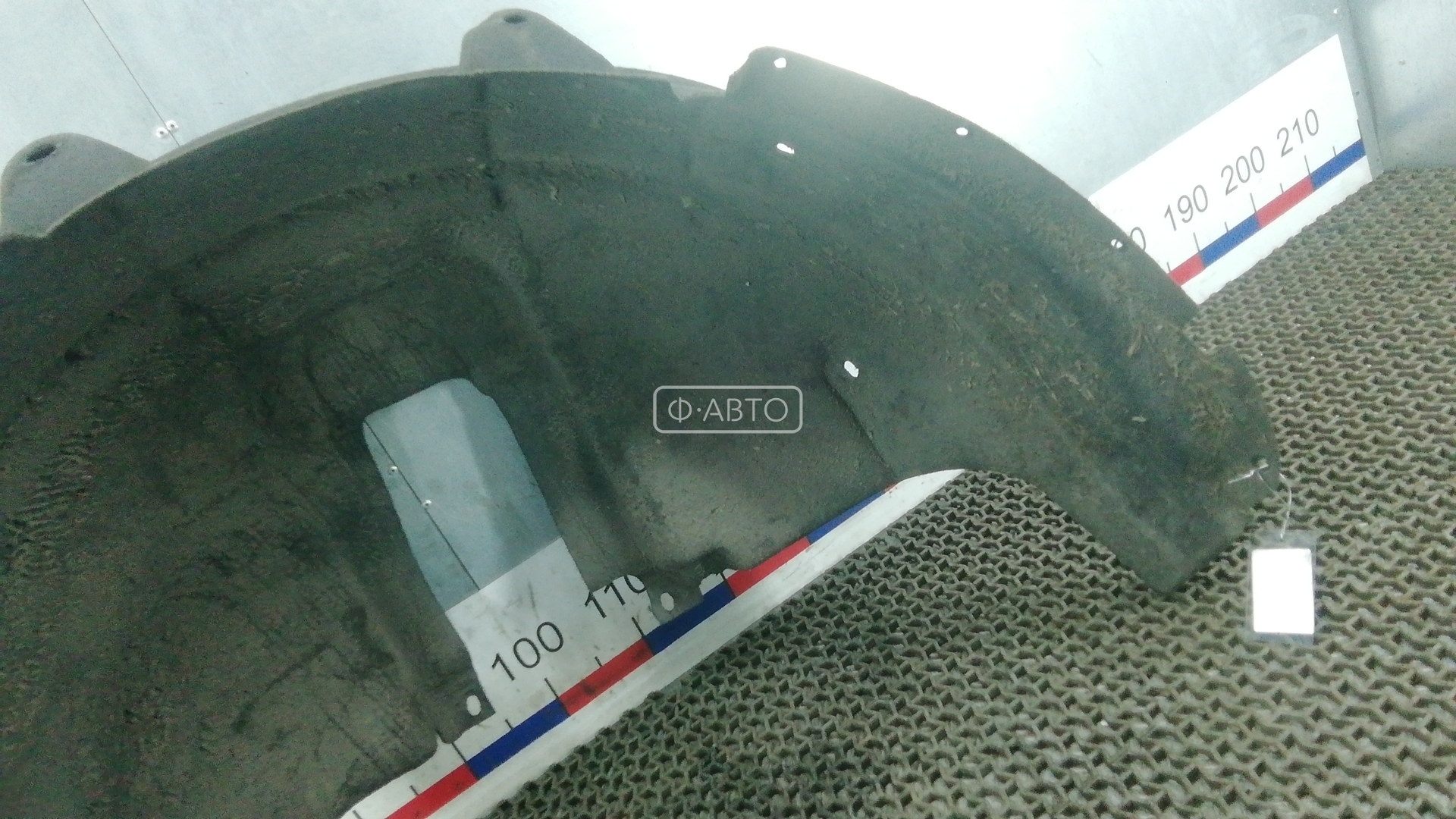 Подкрылок (защита крыла) задний правый Audi Q5 8R купить в России