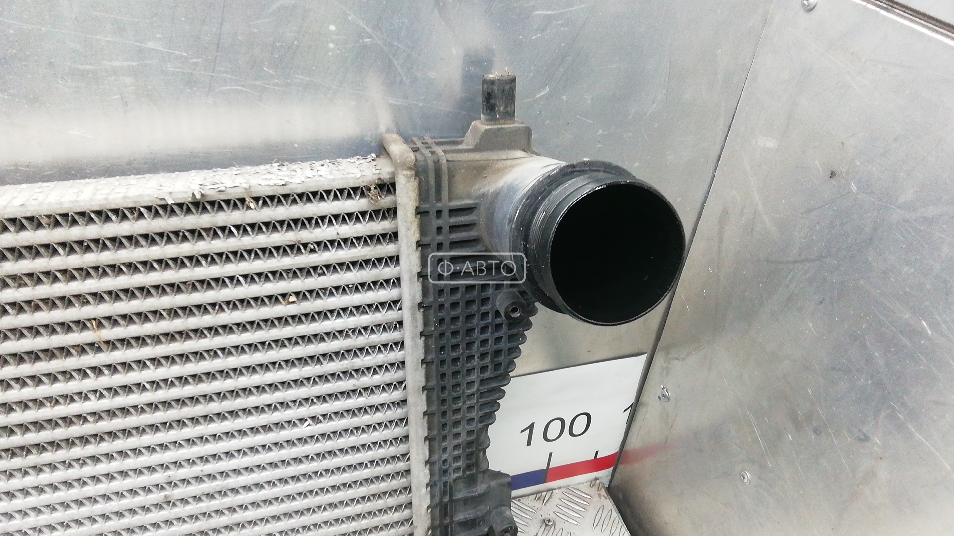 Интеркулер (радиатор интеркулера) Skoda Yeti купить в России