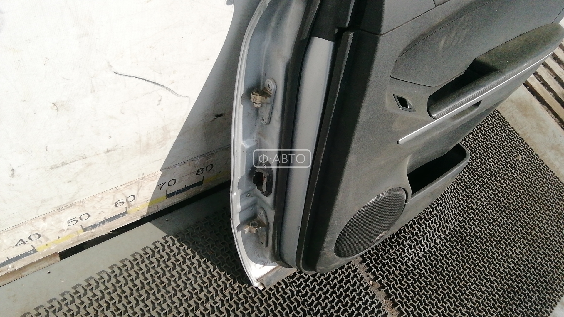 Дверь задняя правая Mercedes ML-Class (W164) купить в России