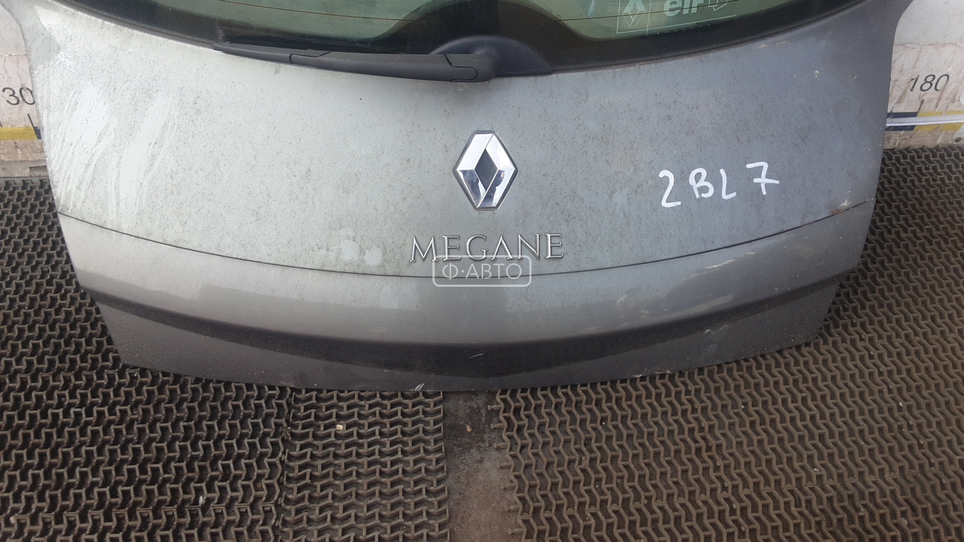 Крышка (дверь) багажника Renault Megane 3 купить в Беларуси
