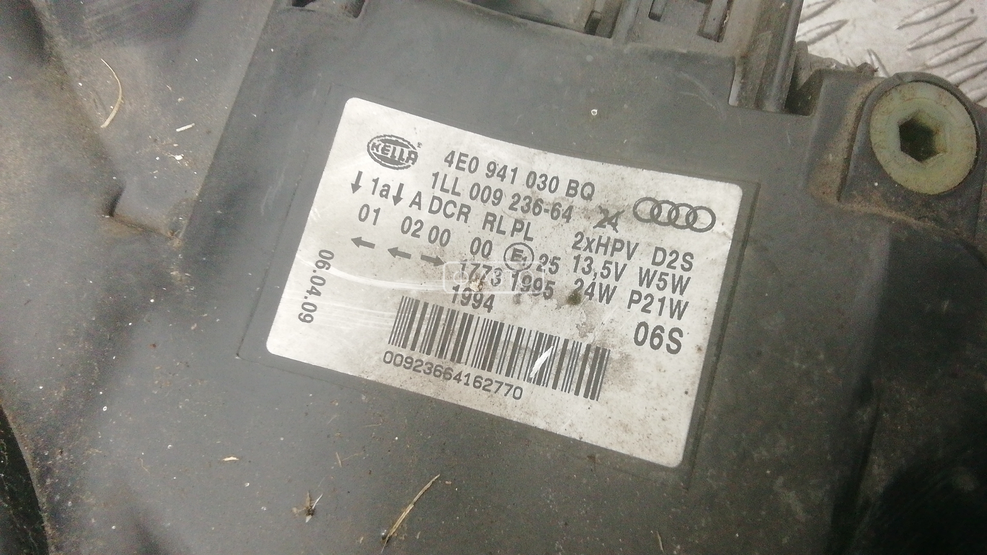 Фара передняя правая Audi A8 D3 купить в России