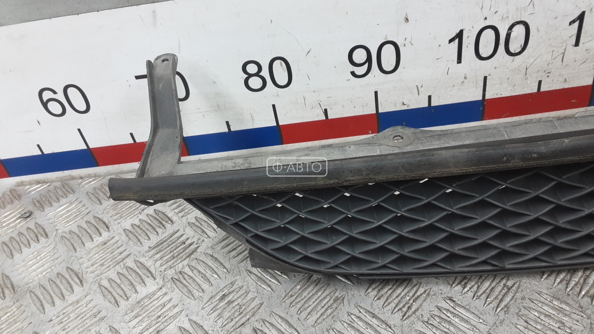 Решетка радиатора Ford S-MAX 1 купить в Беларуси