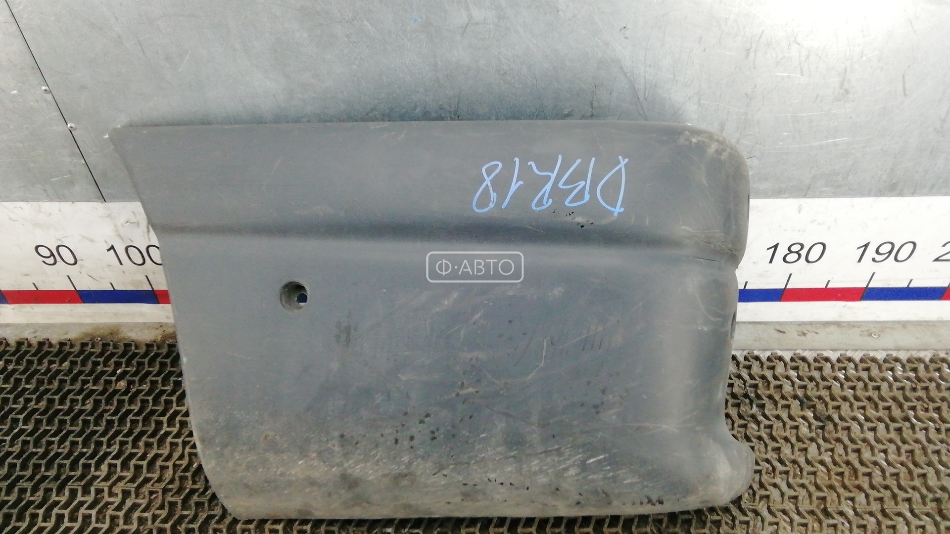 Клык бампера задний левый к Opel Movano, 2002, купить | DT-DBR18OX02_A215275. Фото #1
