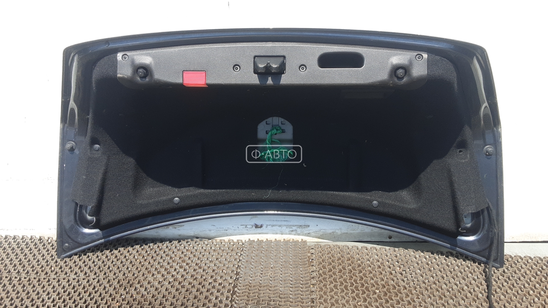 Крышка (дверь) багажника Mercedes C-Class (W204) купить в России