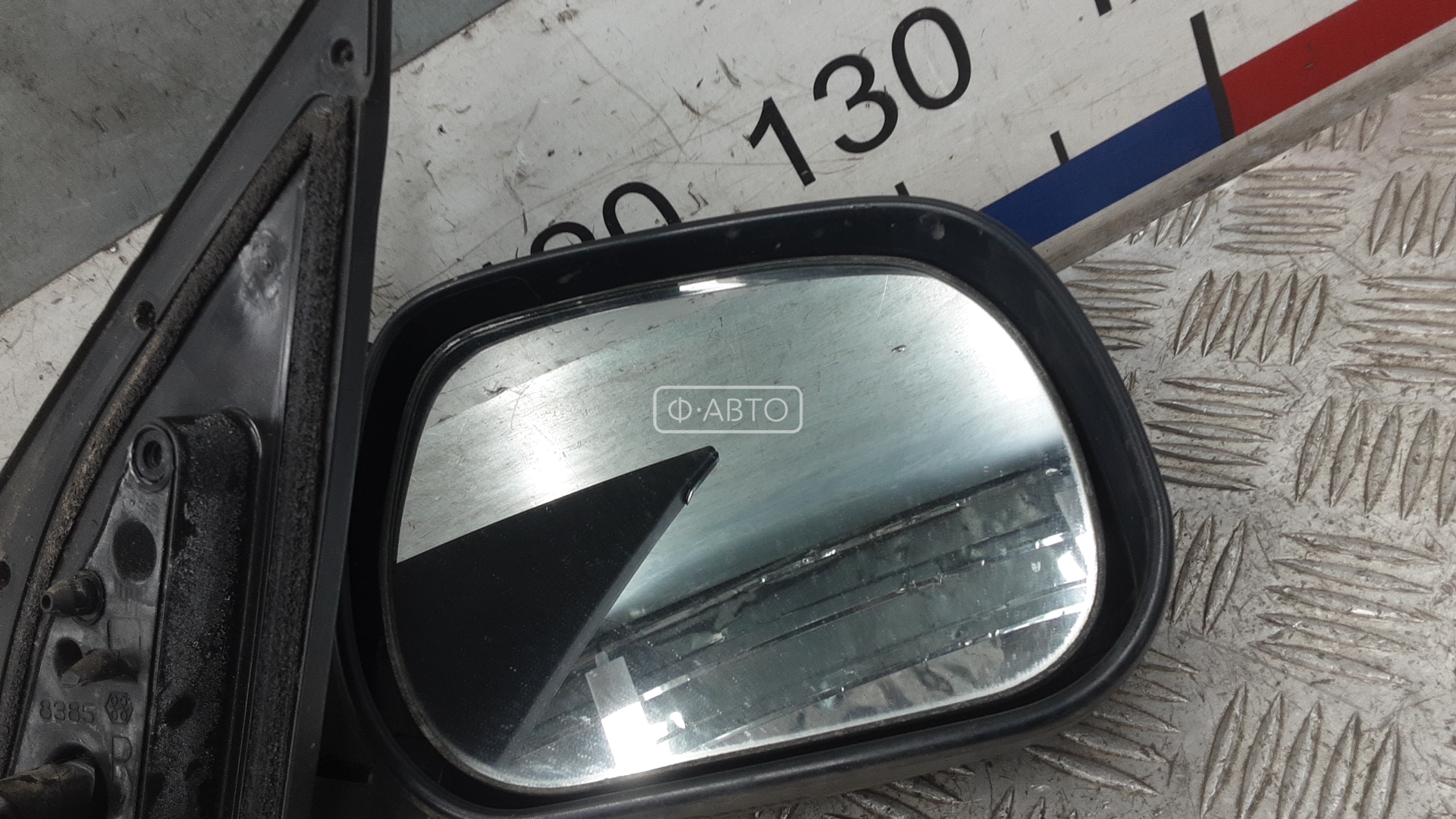 Зеркало боковое правое Toyota Rav4 2 купить в России