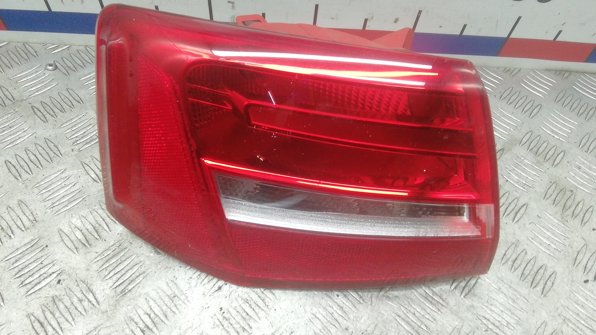 Фонарь - Audi A6 (2010-2014)