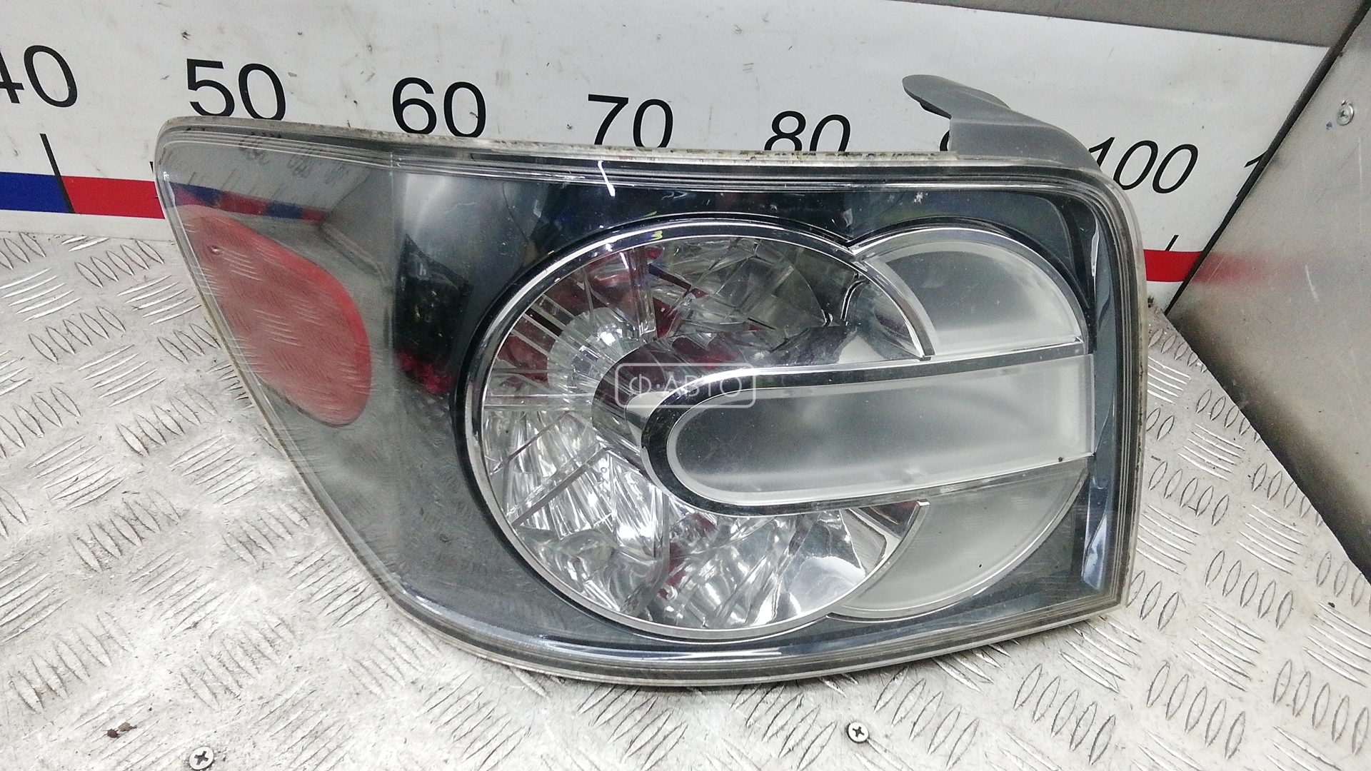 Фонарь - Mazda CX-7 (2006-2012)