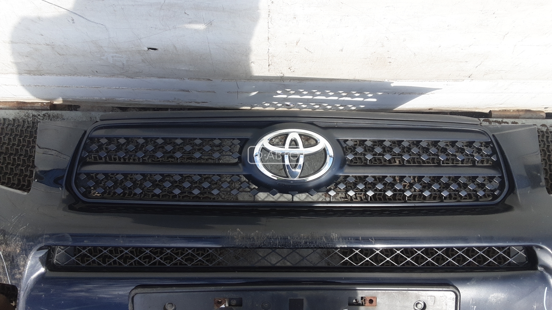 Бампер передний Toyota Rav4 2 купить в России