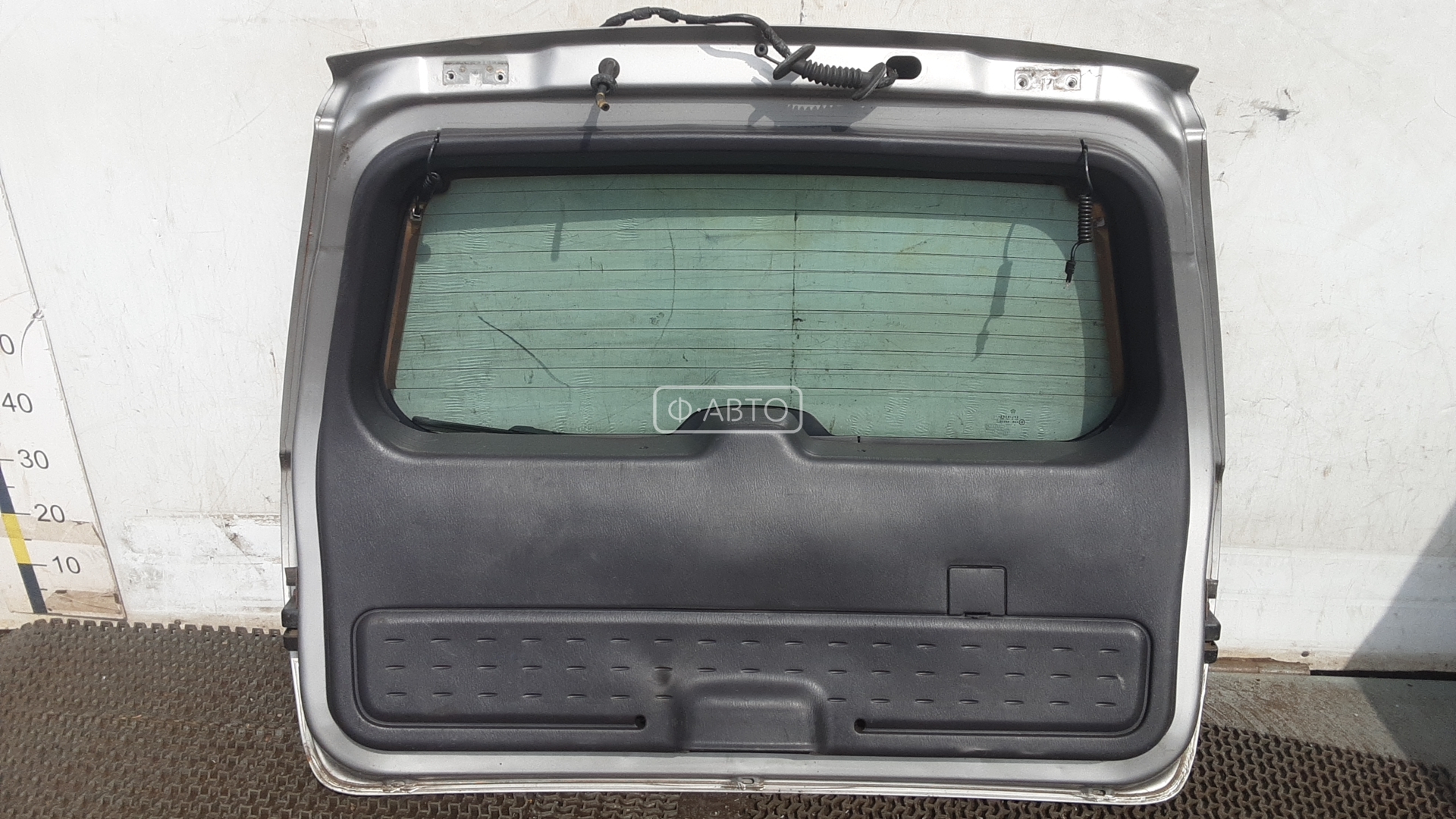 Крышка (дверь) багажника Jeep Grand Cherokee 1 купить в России