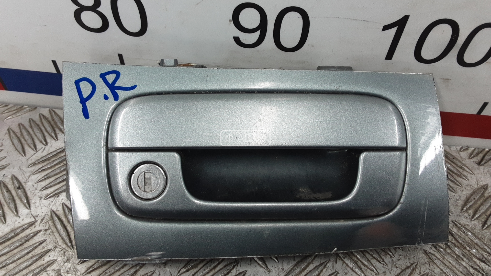 Ручка двери наружная передняя правая Peugeot 406 купить в Беларуси