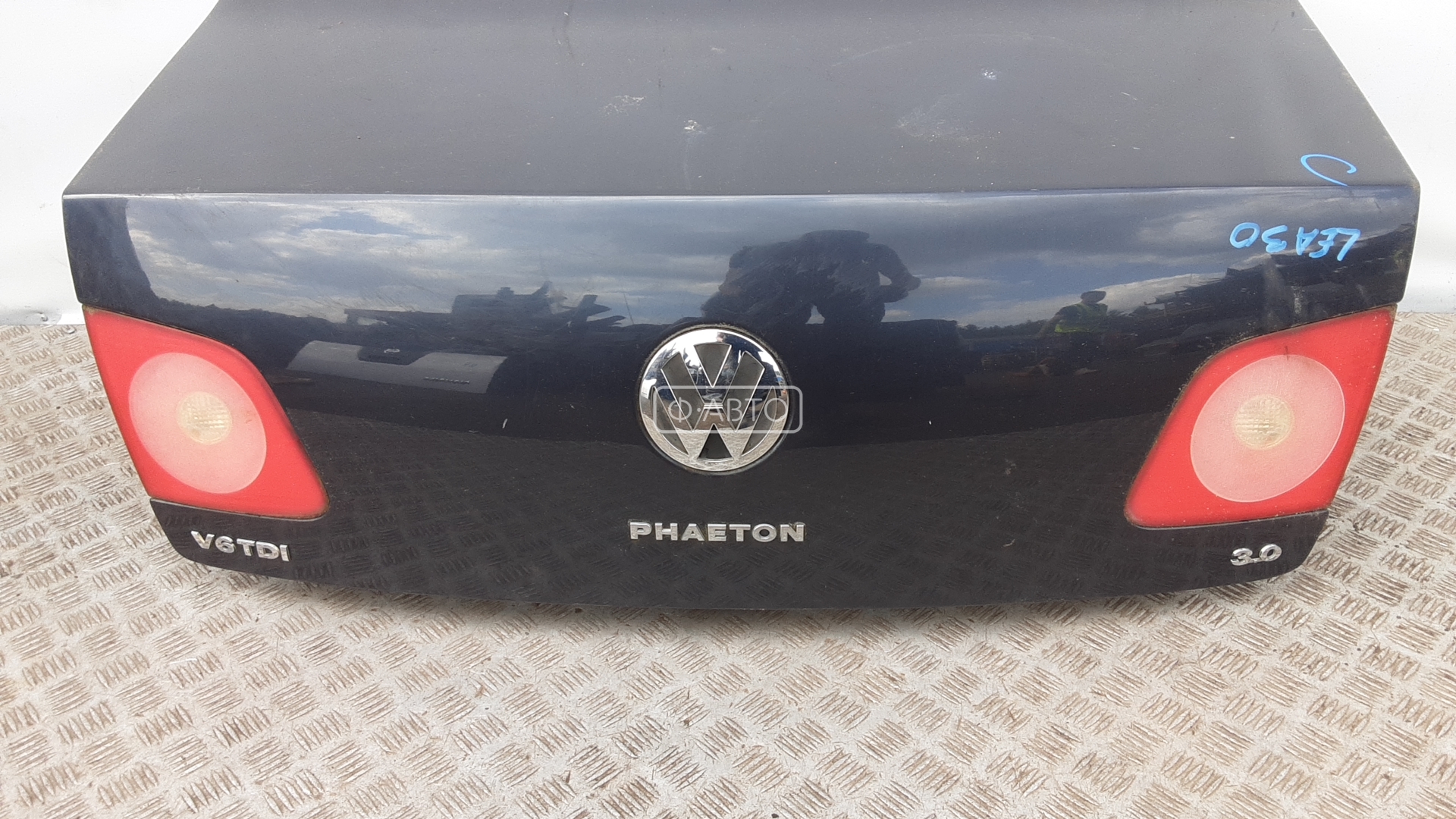 Крышка (дверь) багажника Volkswagen Phaeton купить в России