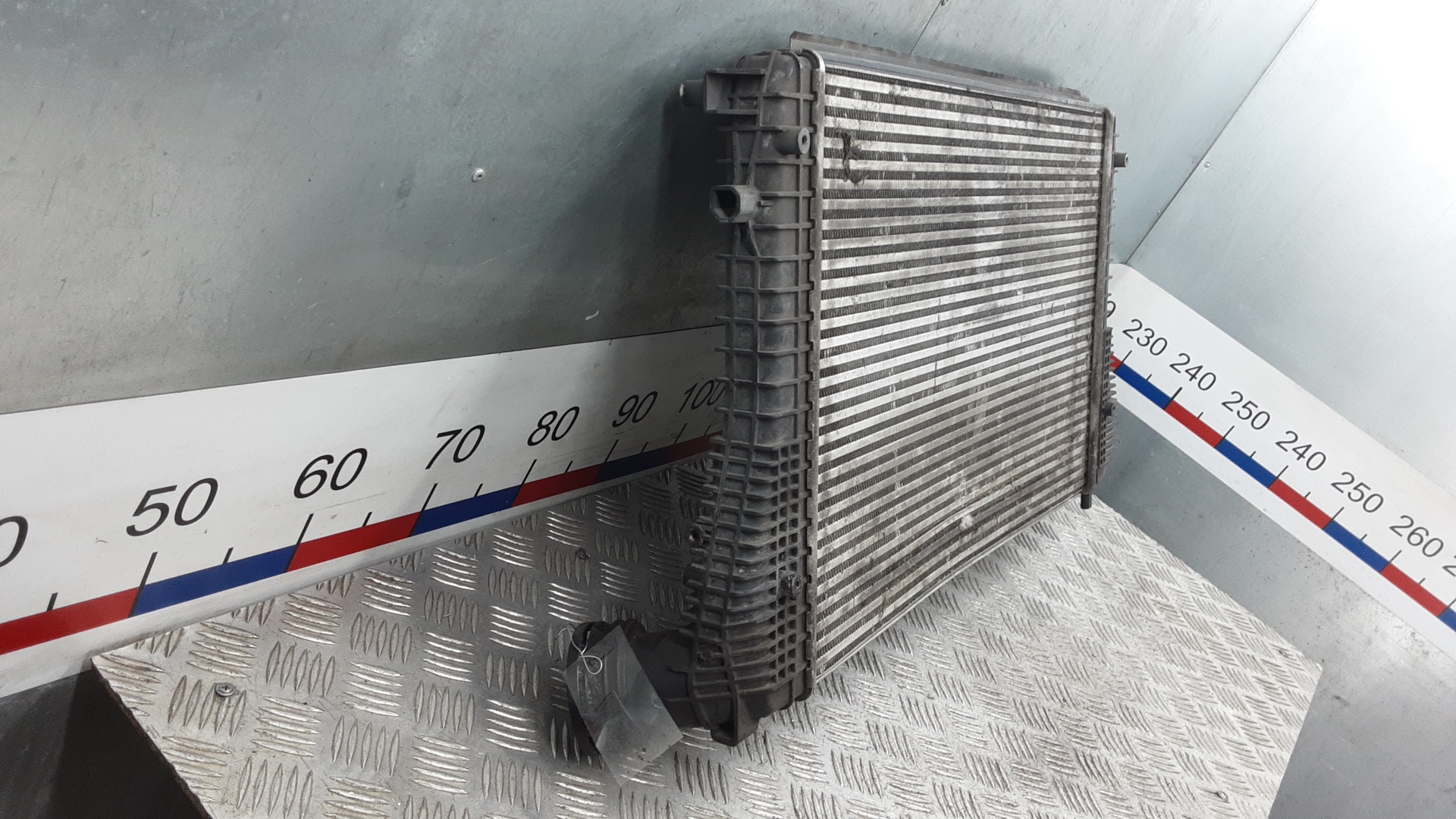 Интеркулер (радиатор интеркулера) Skoda Superb купить в России
