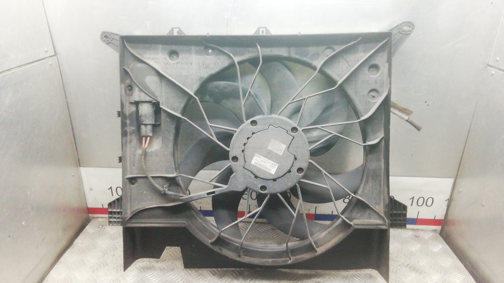 Вентилятор радиатора основного Volvo XC90 1 купить в России