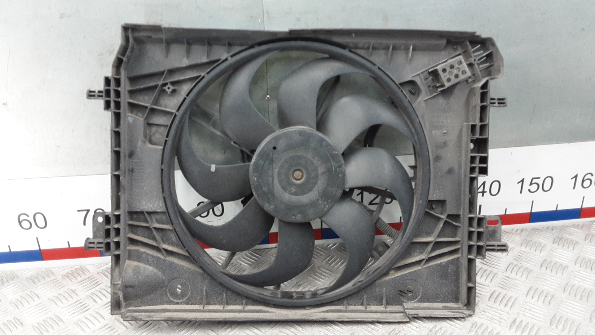Вентилятор радиатора основного Dacia Logan 1 купить в России