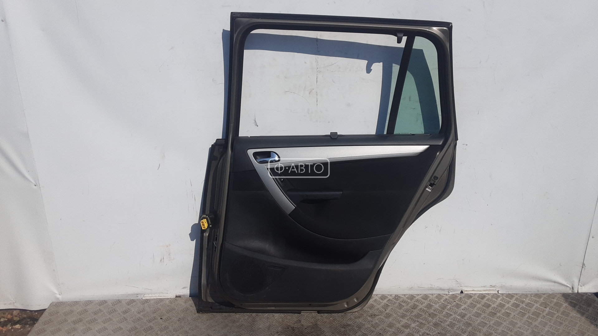 Дверь задняя правая Citroen C4 Grand Picasso 1 купить в Беларуси